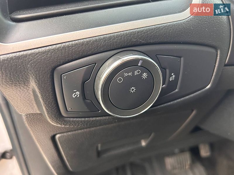 Внедорожник / Кроссовер Ford Edge 2017 в Дубно