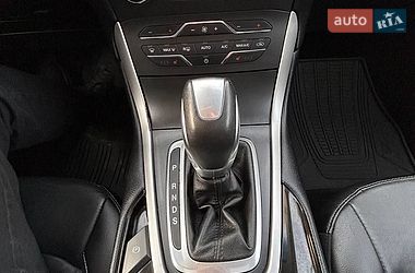 Внедорожник / Кроссовер Ford Edge 2017 в Дубно