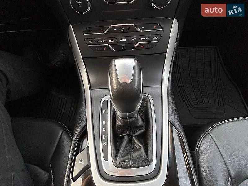 Внедорожник / Кроссовер Ford Edge 2017 в Дубно