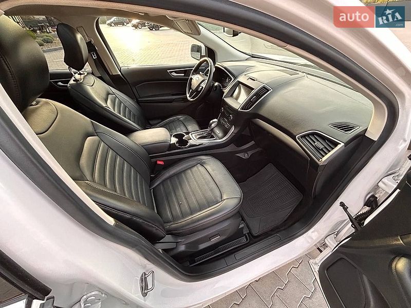 Внедорожник / Кроссовер Ford Edge 2017 в Дубно