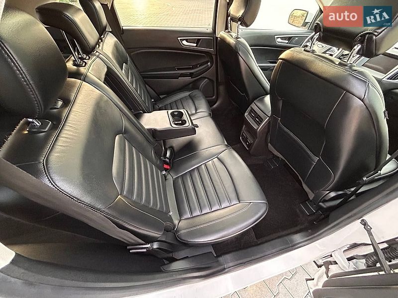 Внедорожник / Кроссовер Ford Edge 2017 в Дубно