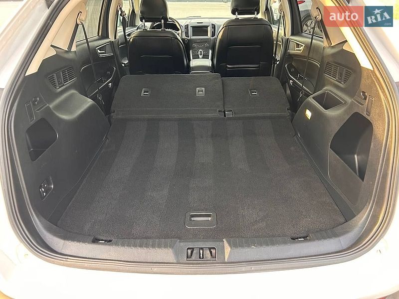 Внедорожник / Кроссовер Ford Edge 2017 в Дубно