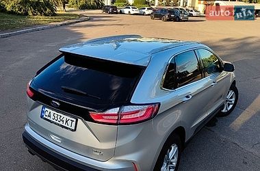 Позашляховик / Кросовер Ford Edge 2019 в Умані