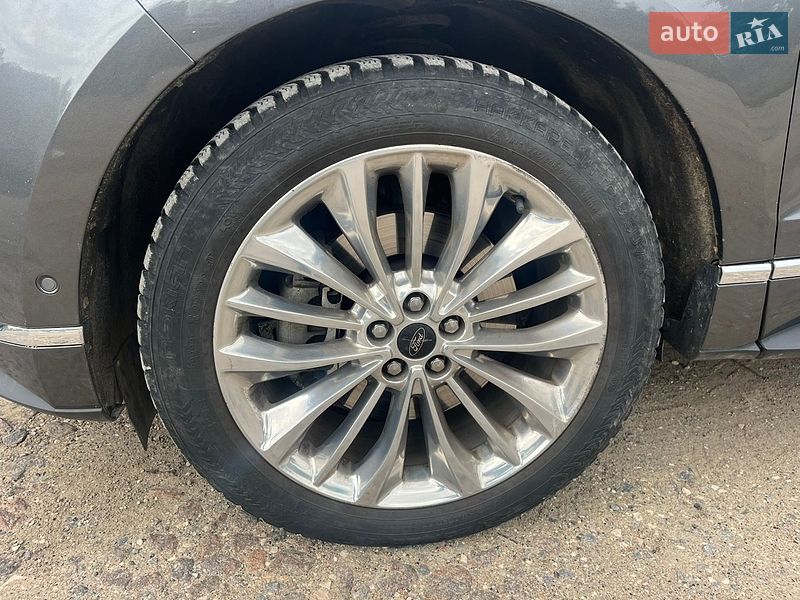 Позашляховик / Кросовер Ford Edge 2020 в Гайсину
