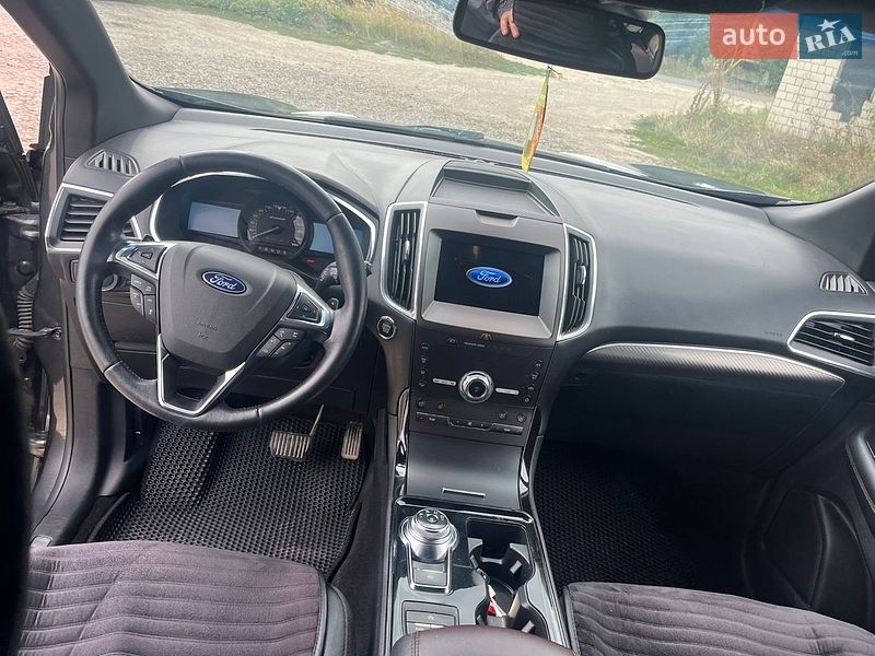 Позашляховик / Кросовер Ford Edge 2020 в Гайсину