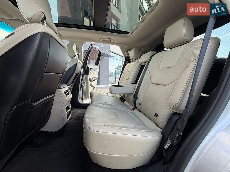 Позашляховик / Кросовер Ford Edge 2015 в Івано-Франківську