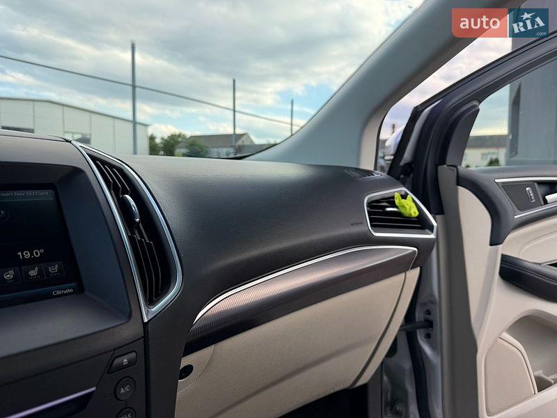 Позашляховик / Кросовер Ford Edge 2015 в Івано-Франківську