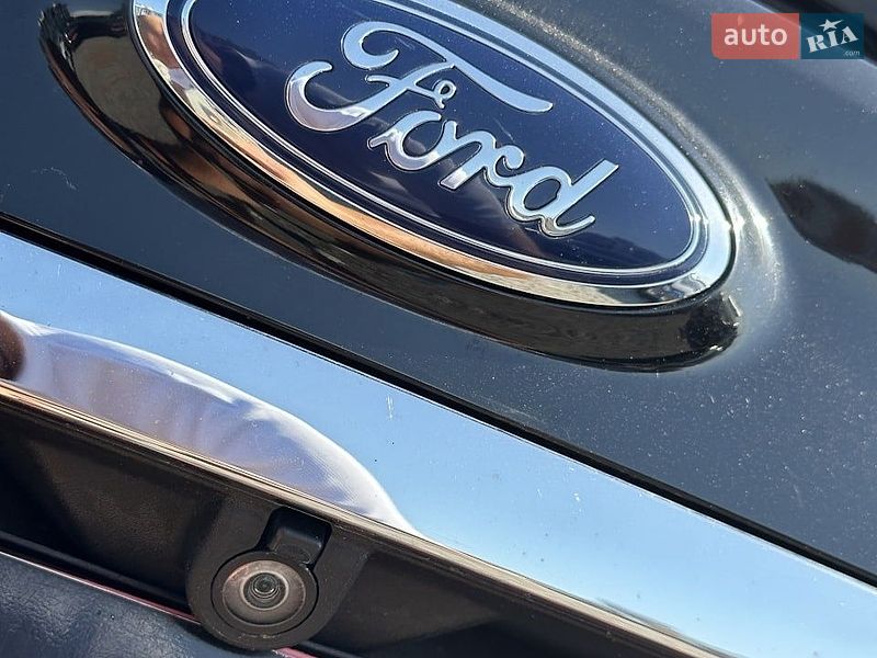 Позашляховик / Кросовер Ford Edge 2020 в Білогородці