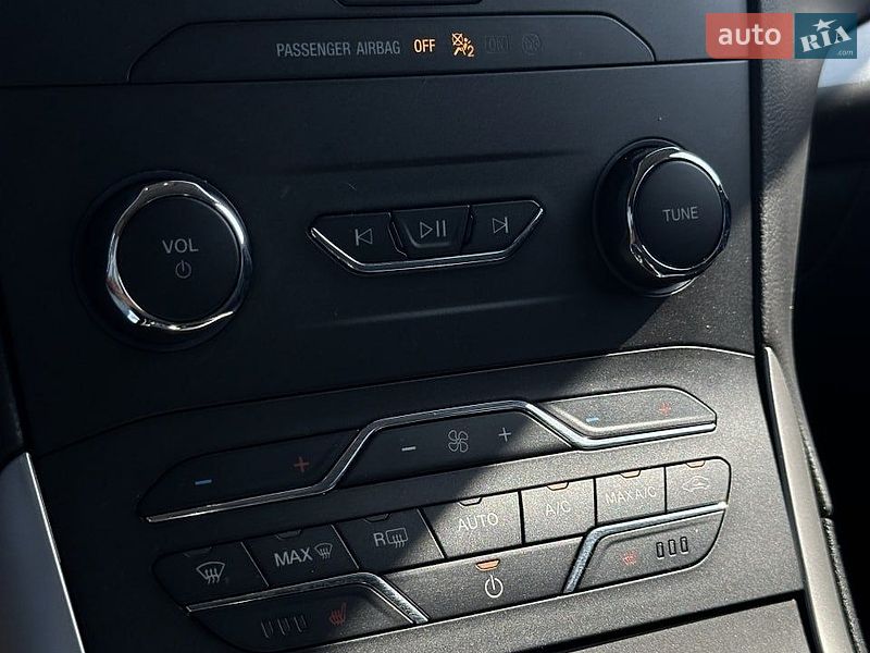 Позашляховик / Кросовер Ford Edge 2020 в Білогородці