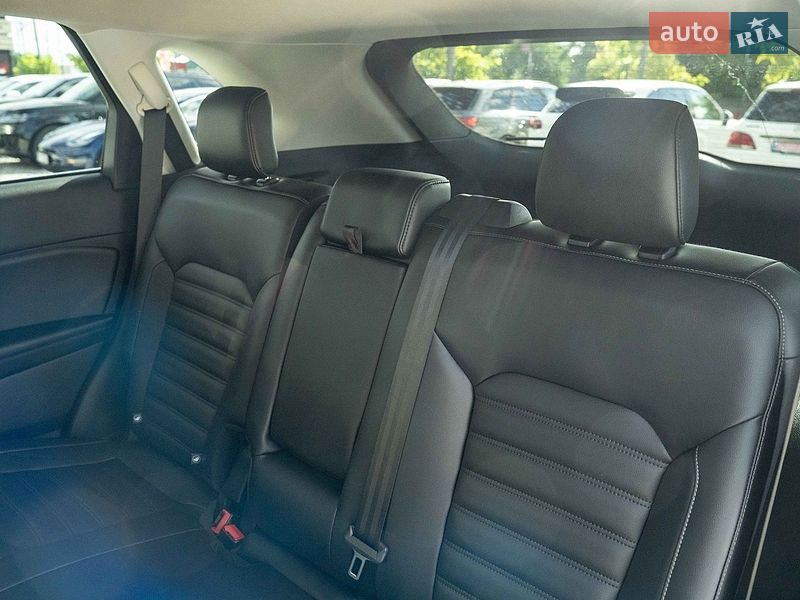 Позашляховик / Кросовер Ford Edge 2023 в Чернівцях