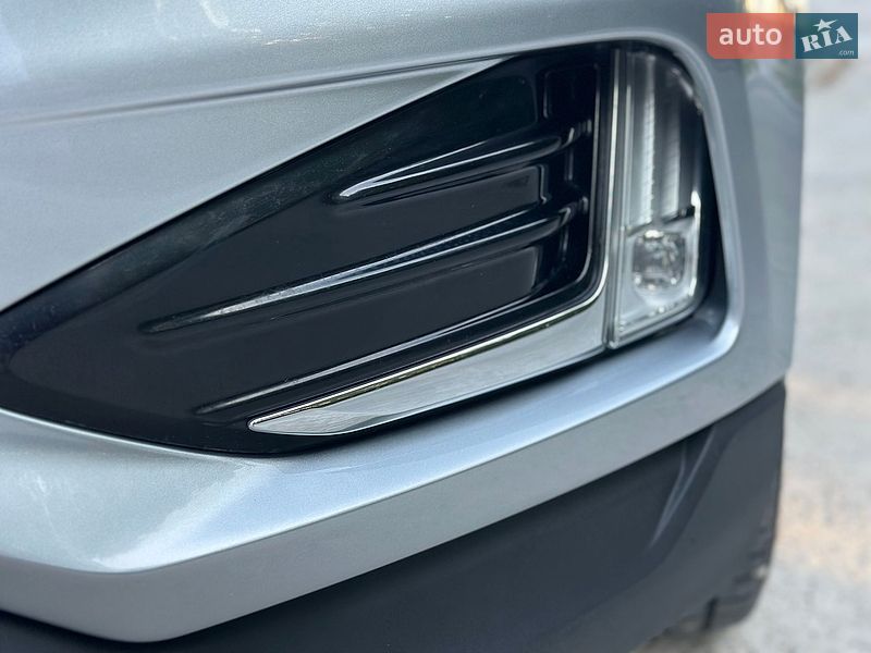 Позашляховик / Кросовер Ford Edge 2020 в Нетішині