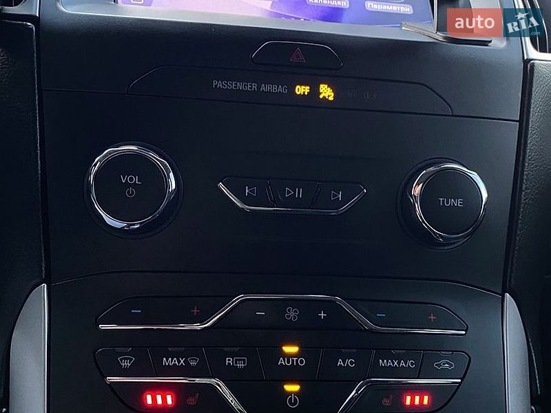 Внедорожник / Кроссовер Ford Edge 2019 в Дунаевцах