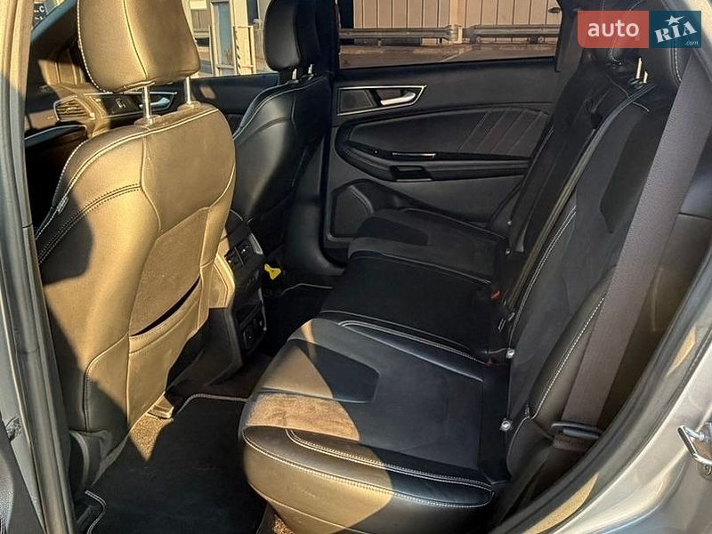 Внедорожник / Кроссовер Ford Edge 2020 в Киеве