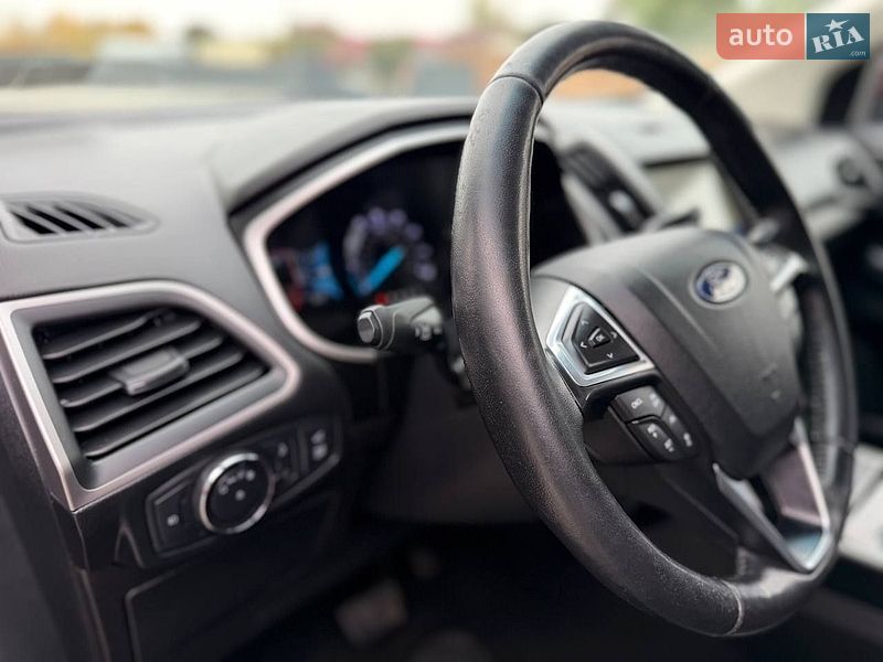 Внедорожник / Кроссовер Ford Edge 2019 в Ровно