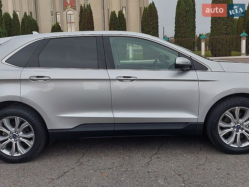 Позашляховик / Кросовер Ford Edge 2019 в Дубні