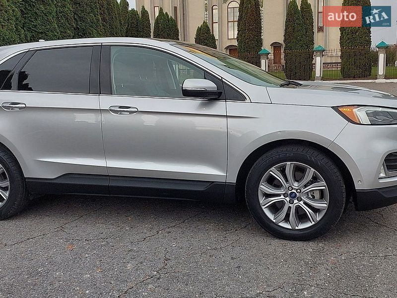 Позашляховик / Кросовер Ford Edge 2019 в Дубні