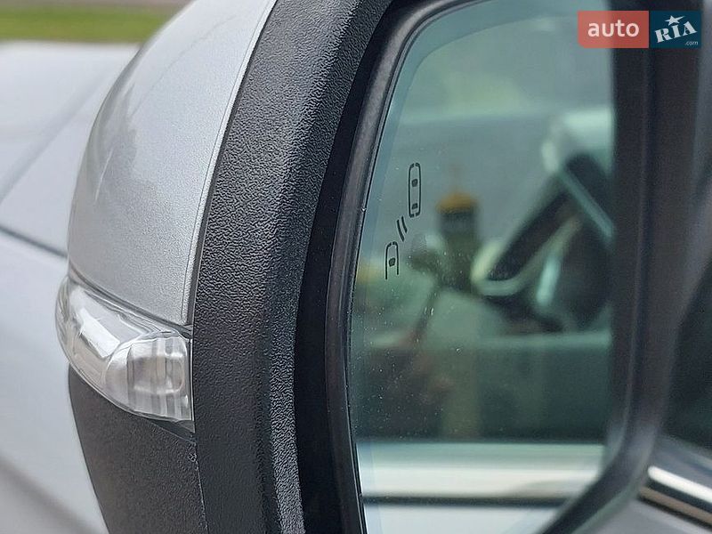 Позашляховик / Кросовер Ford Edge 2019 в Дубні