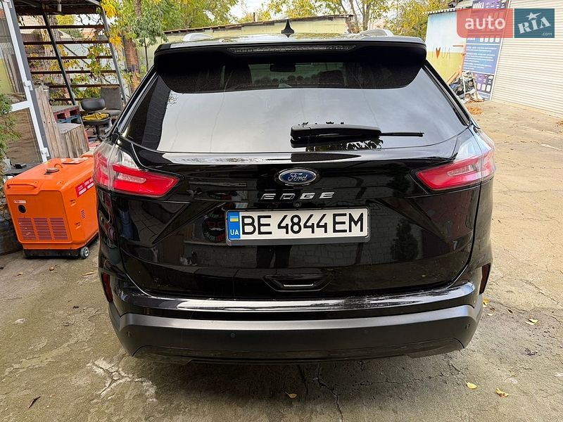 Внедорожник / Кроссовер Ford Edge 2022 в Первомайске