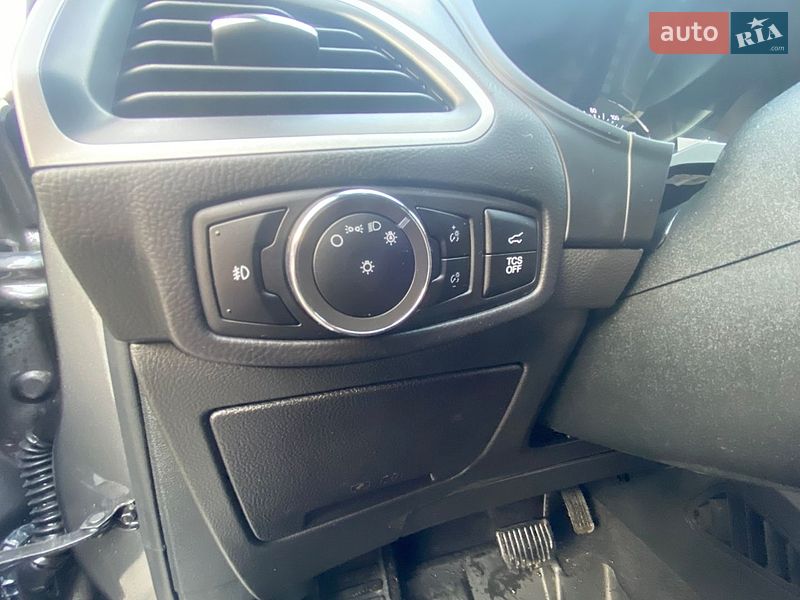 Позашляховик / Кросовер Ford Edge 2023 в Умані фото 31 Позашляховик / Кросовер Ford Edge 2023 в Умані