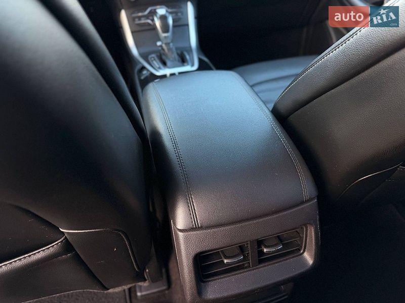 Позашляховик / Кросовер Ford Edge 2017 в Кривому Розі