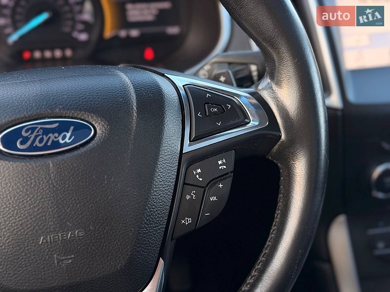 Позашляховик / Кросовер Ford Edge 2017 в Кривому Розі