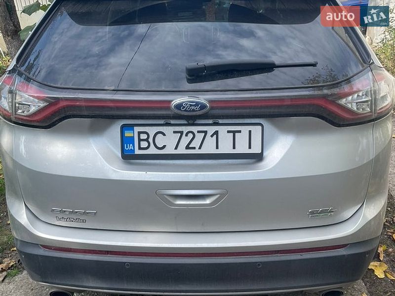 Позашляховик / Кросовер Ford Edge 2015 в Самарі