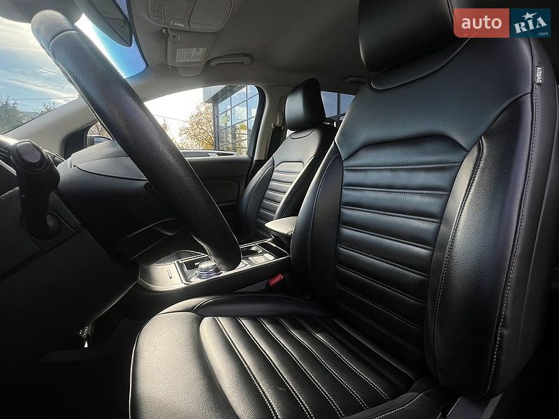 Внедорожник / Кроссовер Ford Edge 2020 в Ивано-Франковске
