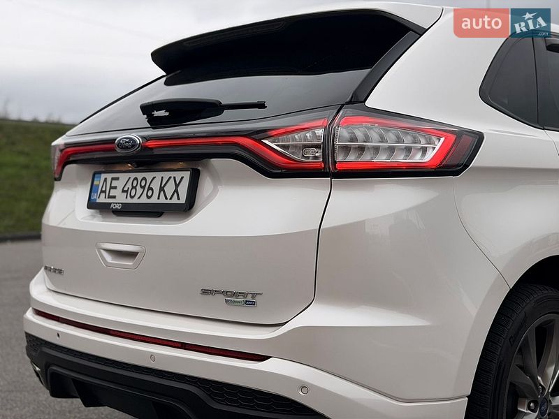 Позашляховик / Кросовер Ford Edge 2016 в Києві