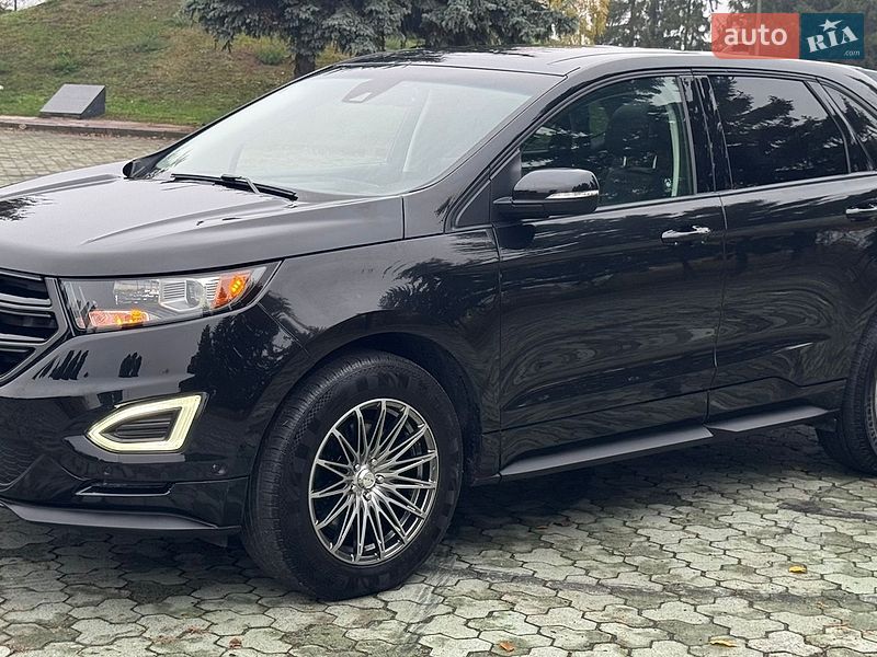 Внедорожник / Кроссовер Ford Edge 2015 в Дубно