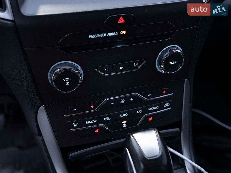 Внедорожник / Кроссовер Ford Edge 2016 в Киеве