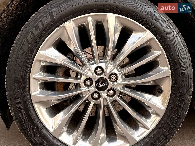Позашляховик / Кросовер Ford Edge 2020 в Сумах