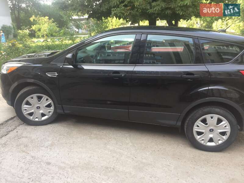 Внедорожник / Кроссовер Ford Escape 2012 в Сумах