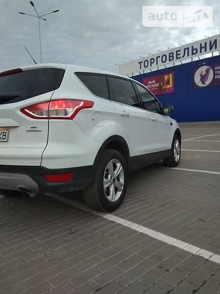 Позашляховик / Кросовер Ford Escape 2016 в Шептицькому