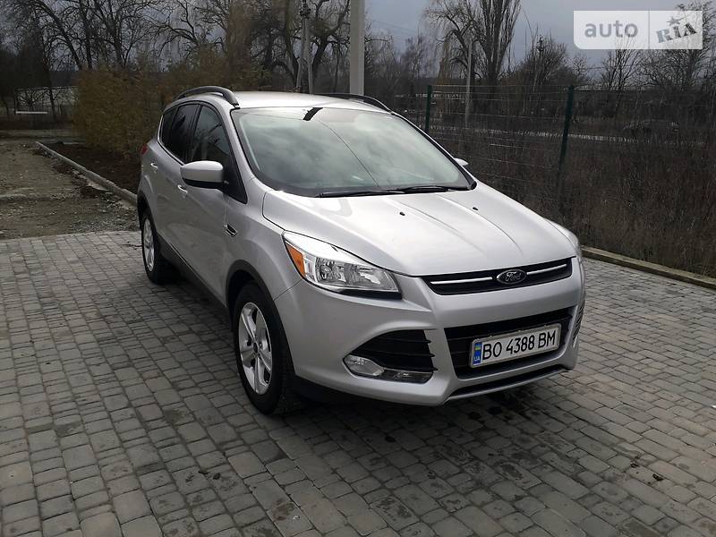 Позашляховик / Кросовер Ford Escape 2015 в Борщеві