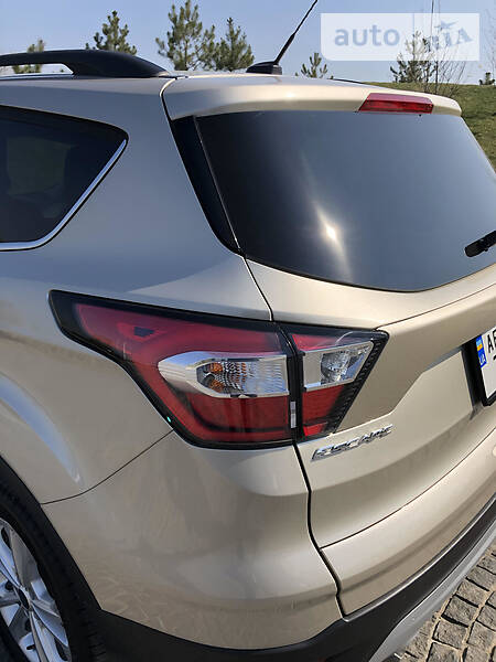 Позашляховик / Кросовер Ford Escape 2018 в Дніпрі