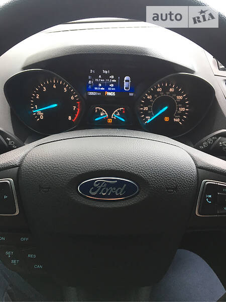 Позашляховик / Кросовер Ford Escape 2017 в Вінниці