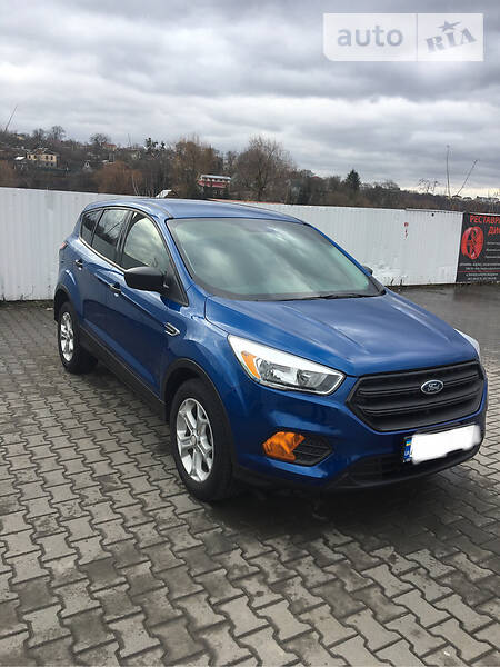 Позашляховик / Кросовер Ford Escape 2017 в Вінниці