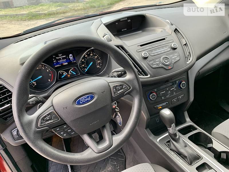 Позашляховик / Кросовер Ford Escape 2016 в Дніпрі фото 12 Позашляховик / Кросовер Ford Escape 2016 в Дніпрі