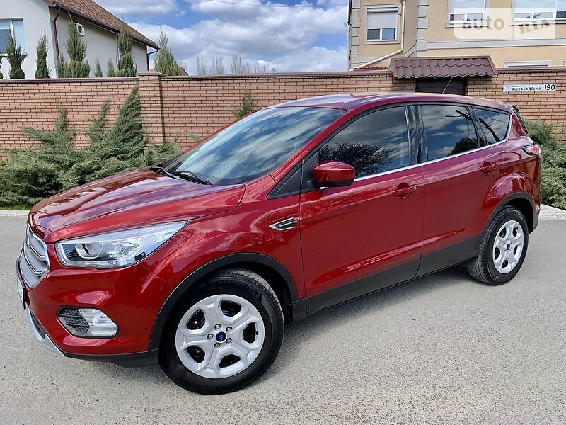 Позашляховик / Кросовер Ford Escape 2016 в Дніпрі фото 36 Позашляховик / Кросовер Ford Escape 2016 в Дніпрі