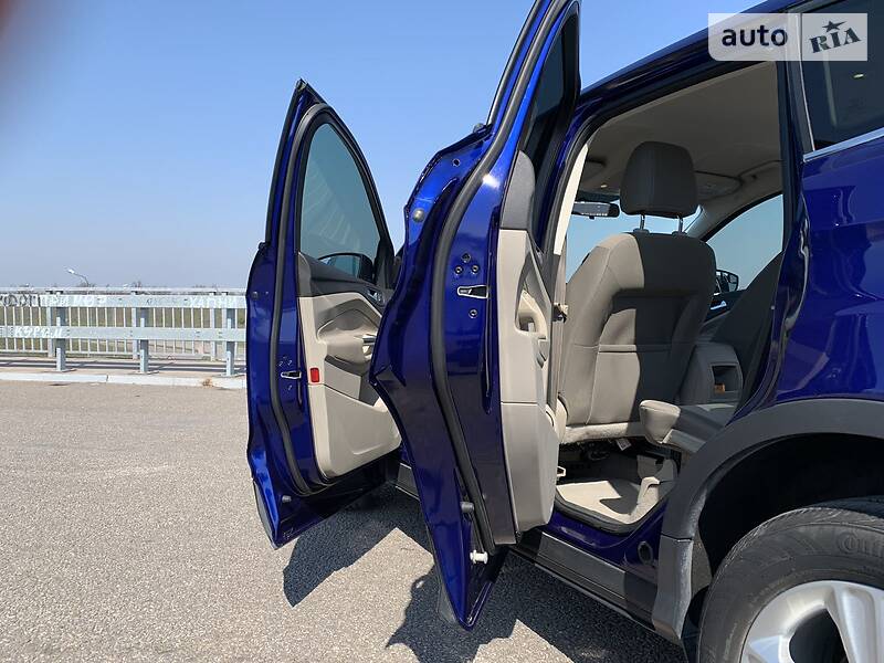 Позашляховик / Кросовер Ford Escape 2015 в Запоріжжі фото 25 Позашляховик / Кросовер Ford Escape 2015 в Запоріжжі