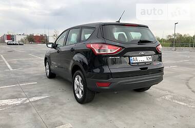 Позашляховик / Кросовер Ford Escape 2014 в 