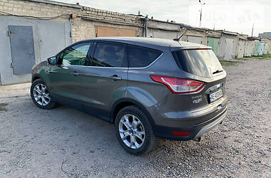 Позашляховик / Кросовер Ford Escape 2012 в 