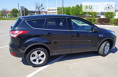 Позашляховик / Кросовер Ford Escape 2013 в 