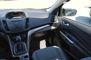 Позашляховик / Кросовер Ford Escape 2013 в 