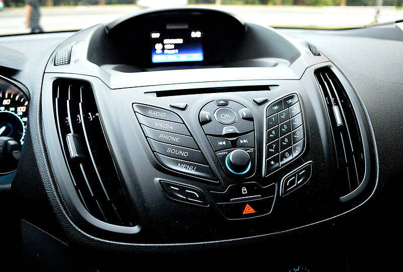 Позашляховик / Кросовер Ford Escape 2015 в Хмельницькому