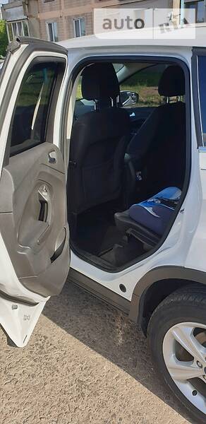 Позашляховик / Кросовер Ford Escape 2016 в Нікополі