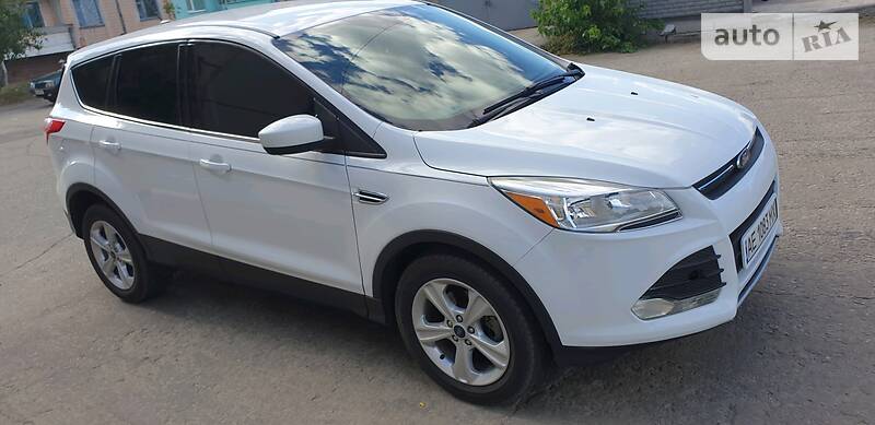 Позашляховик / Кросовер Ford Escape 2016 в Нікополі