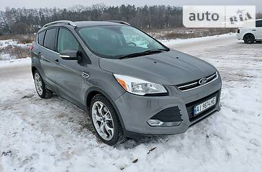 Внедорожник / Кроссовер Ford Escape 2014 в Ирпене