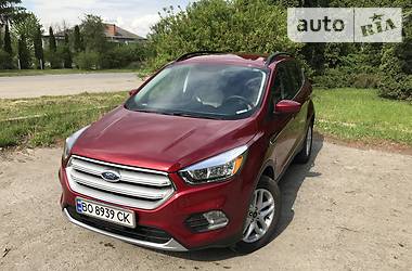 Внедорожник / Кроссовер Ford Escape 2018 в Чорткове