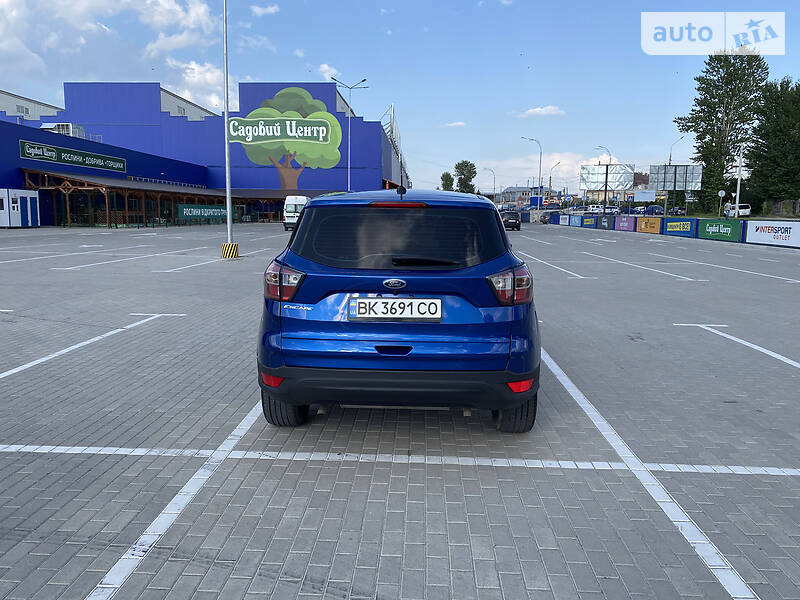 Внедорожник / Кроссовер Ford Escape 2016 в Тернополе